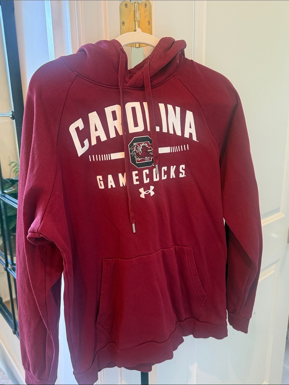 Under Armour Maroon South Carolina Gamecocks Hoodie size Medium